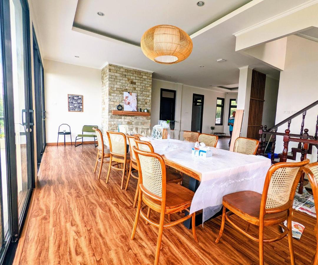 Cottonwood Exclusive Villa @Lembang Asri - Jacuzzi Playground Netflix Billyard Екстериор снимка